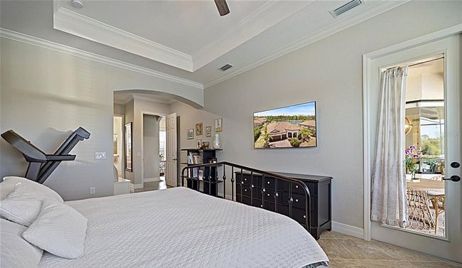 Master Bathroom | Image 26