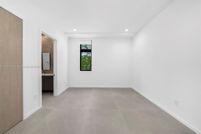 6830 Sw 104 Th St, House other with 7 bedrooms, 8 bathrooms and null parking in Pinecrest FL | Image 31