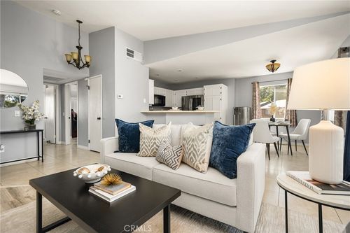 p201-2564 Avenida Del Vis, Corona, CA, 92882 | Card Image