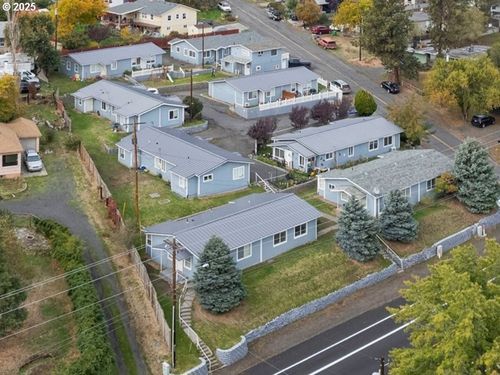 1-17-1106 Emerson Dr, The Dalles, OR, 97058-4392 | Card Image