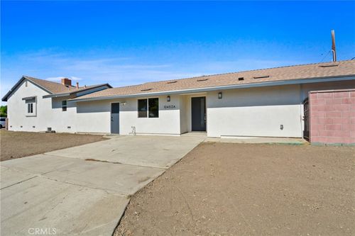 10452 Casanes Ave, Downey, CA, 90241-2911 | Card Image