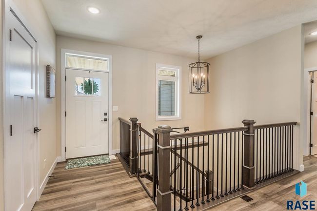 804 Johnson Creek Ct, House other with 3 bedrooms, 2 bathrooms and null parking in Harrisburg SD | Image 17