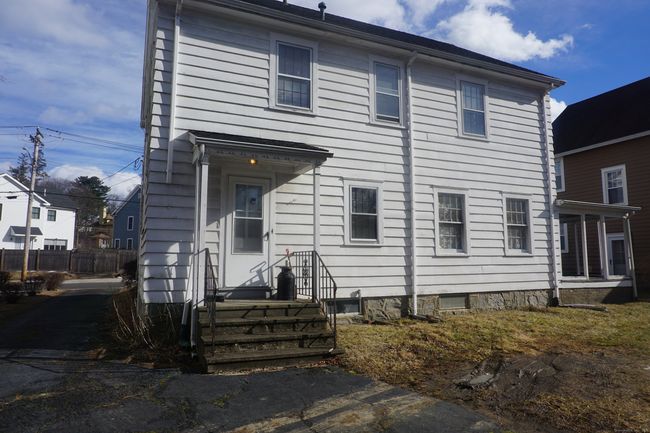 1057 Briarwood Ave, House other with 4 bedrooms, 1 bathrooms and 4 parking in Bridgeport CT | Image 6