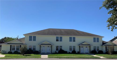 c-4017 Acushnet Dr, Corpus Christi, TX, 78413-2097 | Card Image