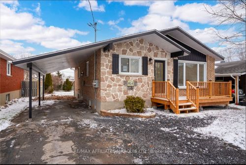 814 Alice St, Cornwall, ON, K6H4S6 | Card Image