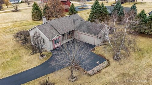 17-130 Edgewater Dr, LANARK, IL, 61046-9365 | Card Image