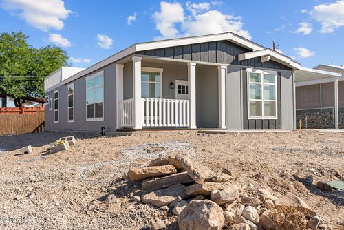 3128 Michael Dr, Lake Havasu City, AZ, 86404-9608 | Card Image