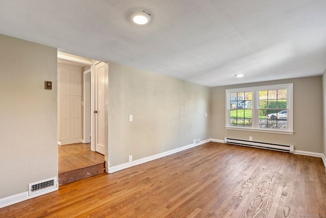 93 Valley View Dr, House other with 3 bedrooms, 2 bathrooms and null parking in Wethersfield CT | Image 24