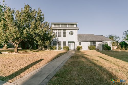 102 Tracy Ln, Victoria, TX, 77904-1527 | Card Image