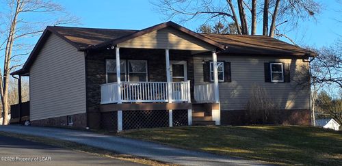 6 James Pl, White Haven, PA, 18661-9677 | Card Image