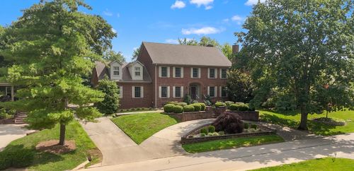2105 Woodley Circle, Lexington, KY, 40502 | Card Image