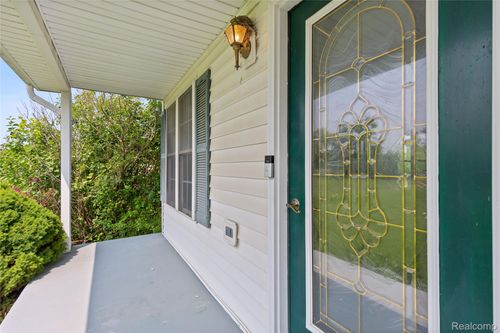 12172 Rynn Rd, Emmett, MI, 48022-3609 | Card Image