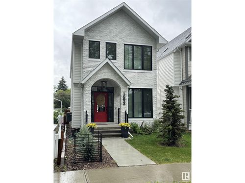 10822 128 St Nw, Edmonton, AB, T5M0W2 | Card Image