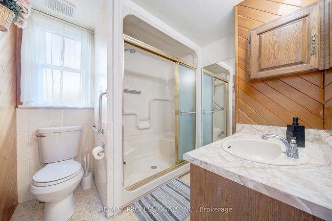 129 Kimberly Dr, House other with 3 bedrooms, 3 bathrooms and 4 parking in Hamilton ON | Image 5