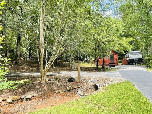 95 Hill Crest Ct, Cleveland, GA, 30528-2112 | Card Image
