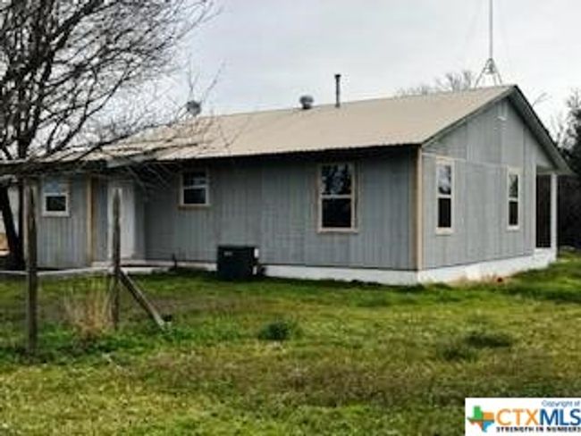 S - 301 Fm 1467 S, House other with 2 bedrooms, 1 bathrooms and null parking in Zephyr TX | Image 4