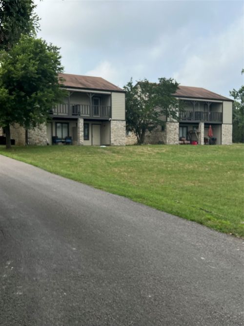 151 Springlake Dr, Dripping Springs, TX, 78620-3830 | Card Image