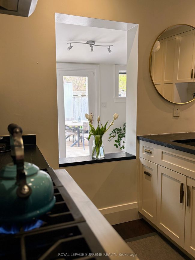 36 Walpole Ave, House attached with 4 bedrooms, 2 bathrooms and null parking in Toronto ON | Image 16