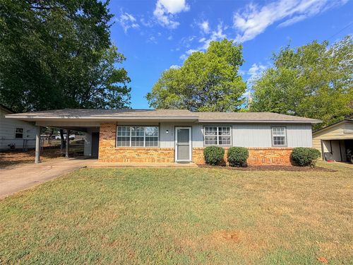 102 Kupsick St, Tahlequah, OK, 74464-9758 | Card Image