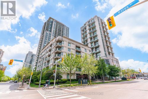 up01-19 Avondale Avenue, Toronto (Willowdale East), ON, M2N2T6 | Card Image