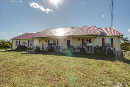 7093 Drew Rd, Plainview, IL, 62685-6758 | Card Image