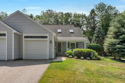 25-115 Hampton Glen Dr, Kennebunk, ME, 04043-6976 | Card Image