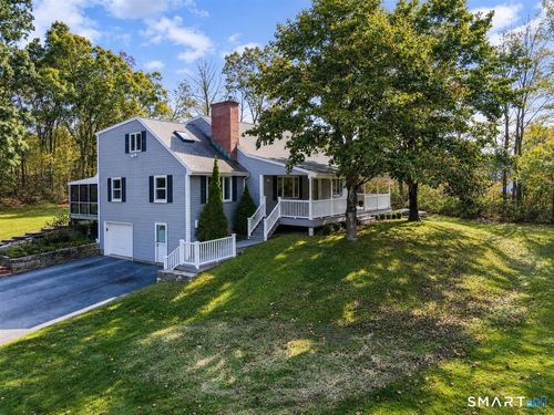 268 Woodland St, South Glastonbury, CT, 06073-2717 | Card Image