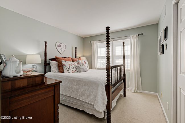 1014 Old Mill Stream Ln, House other with 5 bedrooms, 4 bathrooms and null parking in Shepherdsville KY | Image 22