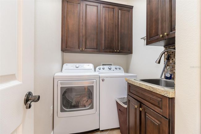 2588 Gabrielle Woods Pl, House other with 4 bedrooms, 3 bathrooms and null parking in OVIEDO FL | Image 17
