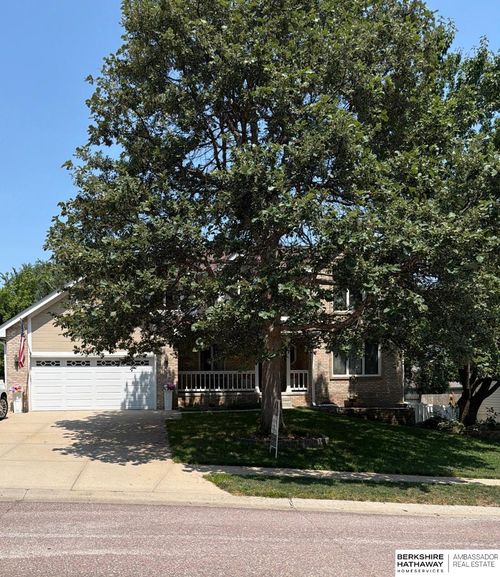 1016 Tekamah Ln, Papillion, NE, 68046-6244 | Card Image