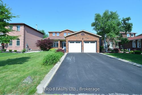 2145 Margot St, Oakville, ON, L6H3M5 | Card Image