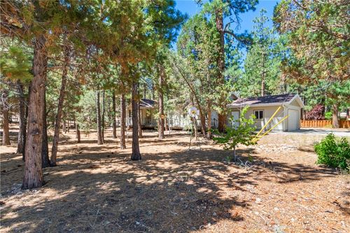2308 Manzanita Ln, Big Bear City, CA, 92314-9680 | Card Image