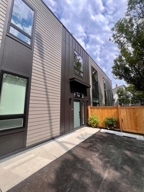 1-3947 W Dakin St, Chicago, IL, 60618-3101 | Card Image
