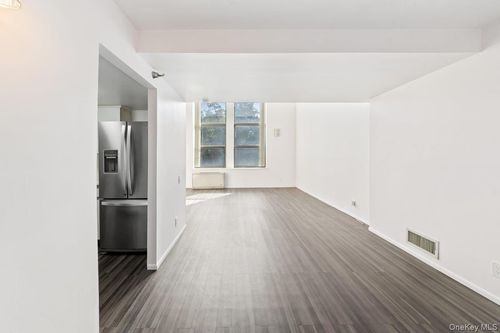 apt-4j-23 Water Grant St, Yonkers, NY, 10701-3585 | Card Image