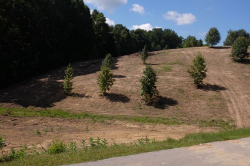 4 Golden Pond Dr, London, KY, 40741-7805 | Card Image