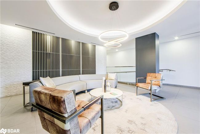 109 - 457 Plains Rd E, House attached with 2 bedrooms, 2 bathrooms and 1 parking in Burlington ON | Image 37