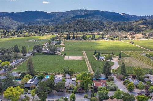 1655 Scott St, Saint Helena, CA, 94574-1727 | Card Image