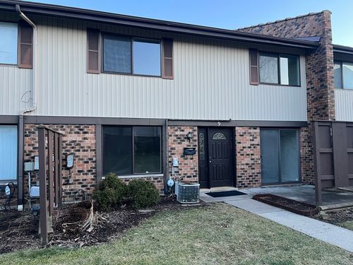 9-9 Tower Ct, Downers Grove, IL, 60516-4006 | Card Image