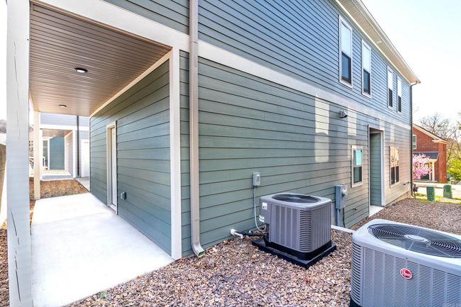 146 E South St, House other with 3 bedrooms, 3 bathrooms and null parking in Fayetteville AR | Image 9