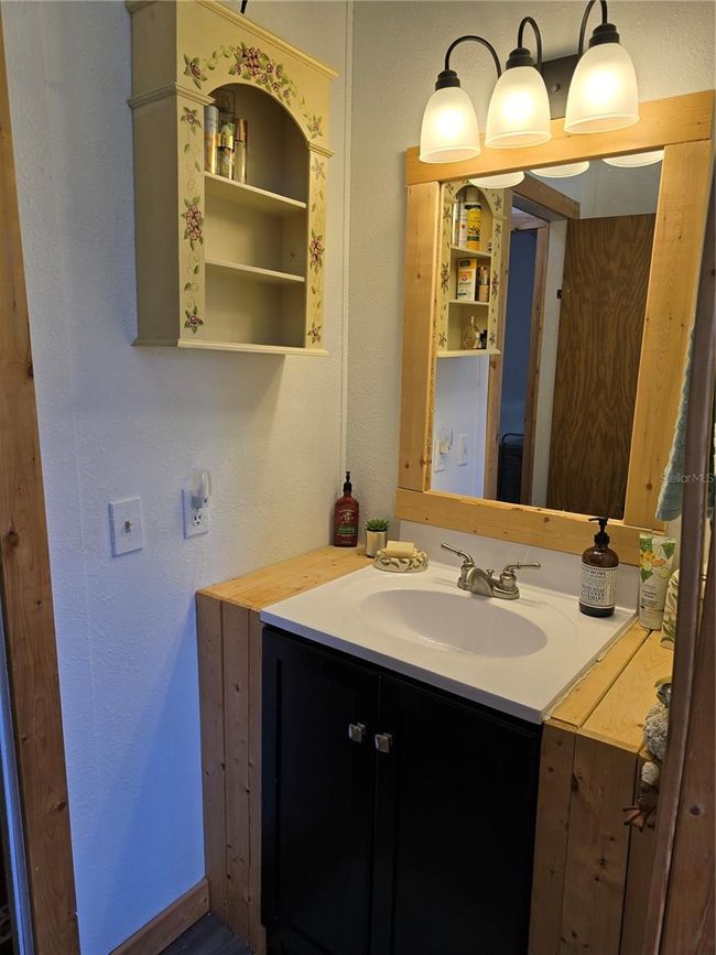 17172 Ne 37 Th Ave, House other with 3 bedrooms, 2 bathrooms and null parking in CITRA FL | Image 39