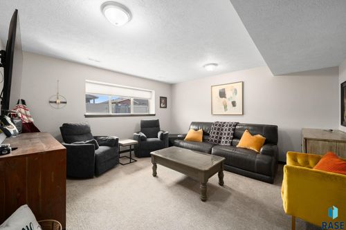 9425 W Liam St Street, Sioux Falls, SD, 57106 | Card Image