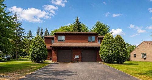 103-101-103 Stone Ridge Ct, Altamont, NY, 12009-3904 | Card Image
