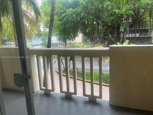 apt-218-1800 Sans Souci Blvd, North Miami, FL, 33181-3032 | Card Image