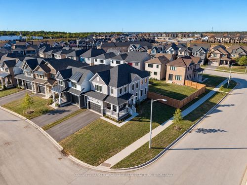 8 Downriver Dr, Welland, ON, L3B0M5 | Card Image