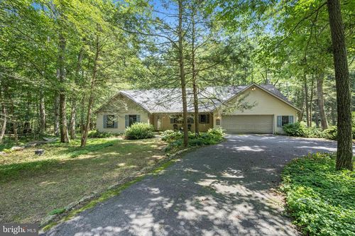1160 Mount Hope Rd, FAIRFIELD, PA, 17320-9400 | Card Image
