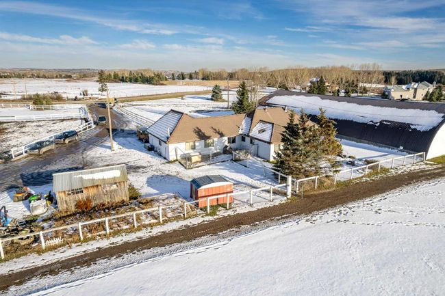 240037 Range Road 31, Home with 4 bedrooms, 2 bathrooms and 2 parking in Rural Rocky View County AB | Image 25