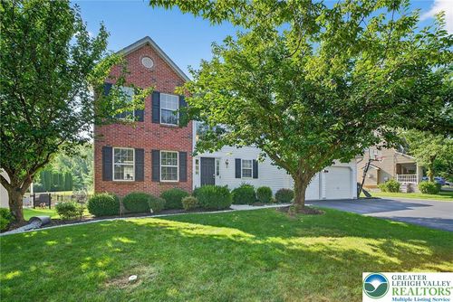 1516 Silo Hill Ln, BREINIGSVILLE, PA, 18031-1147 | Card Image