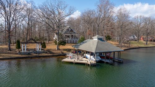 175 Covenant Way, BUMPASS, VA, 23024-4618 | Card Image