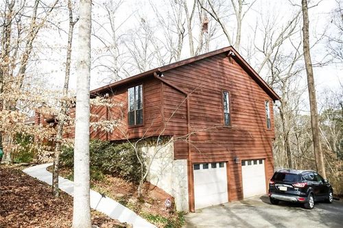 5100 Forest Mist Dr Se, smyrna, GA, 30082-4100 | Card Image