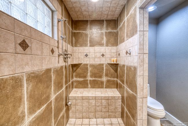 270 Robinson Rd, House other with 4 bedrooms, 3 bathrooms and null parking in Concan TX | Image 37